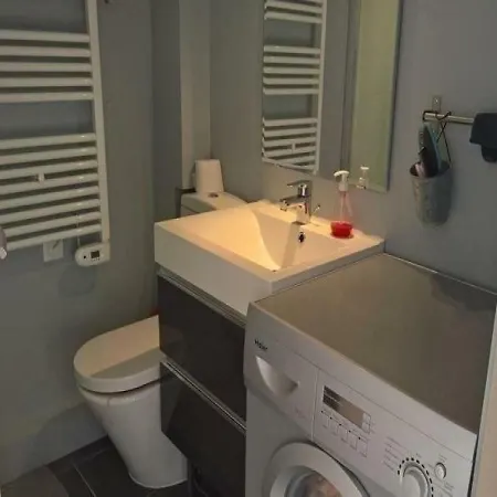 House Les Bains Charme Et Confort *